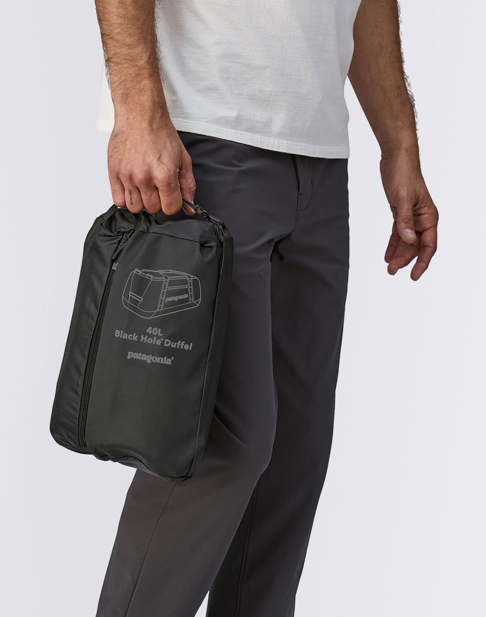 Trou de trou noir 40L