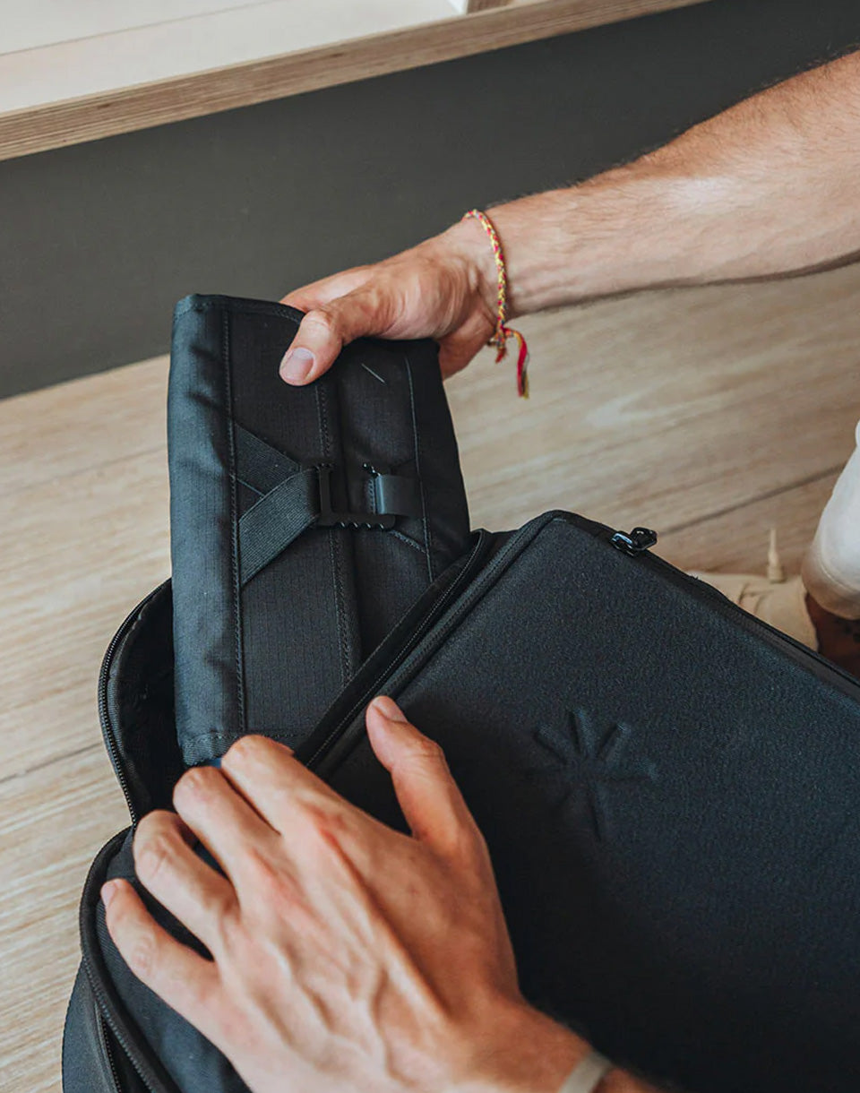 Trousse de toilette enroulable