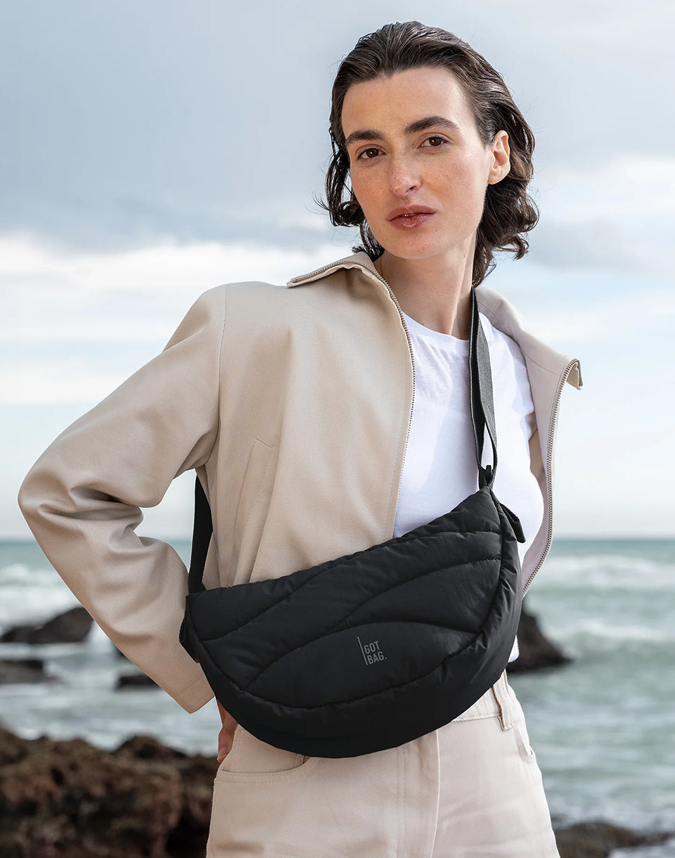 Wavy Puffer Moon Bag