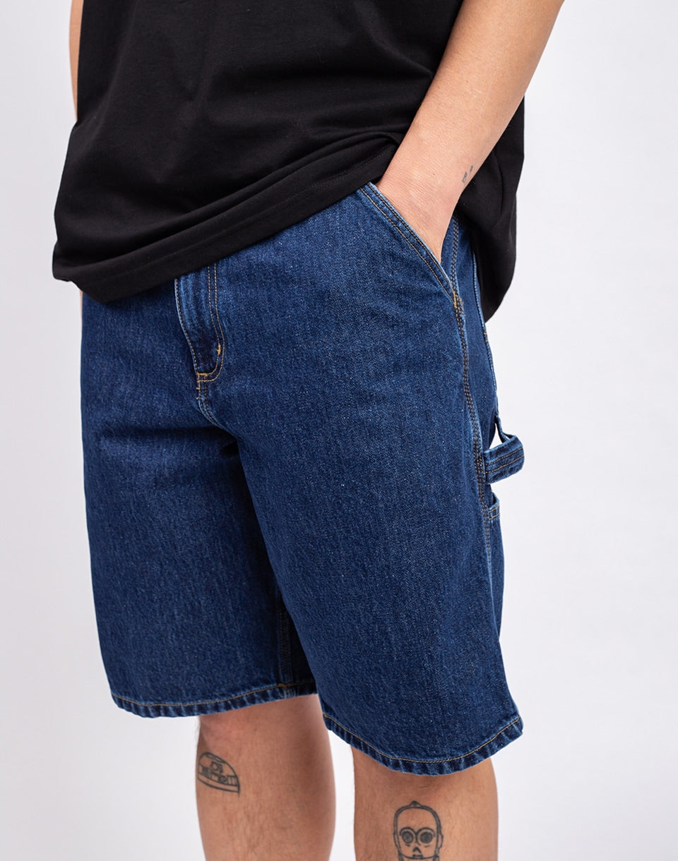 Short à genou simple
