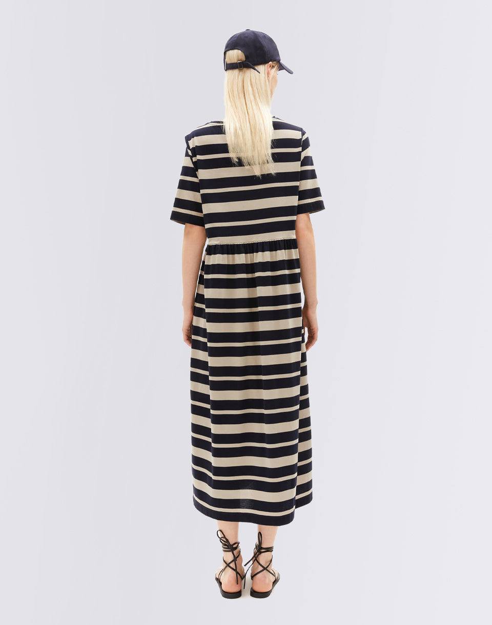 Rayures de blocs de taakyra