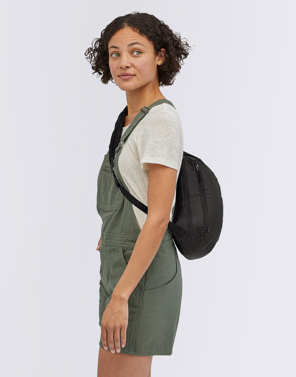 Ultralight Black Hole Sling