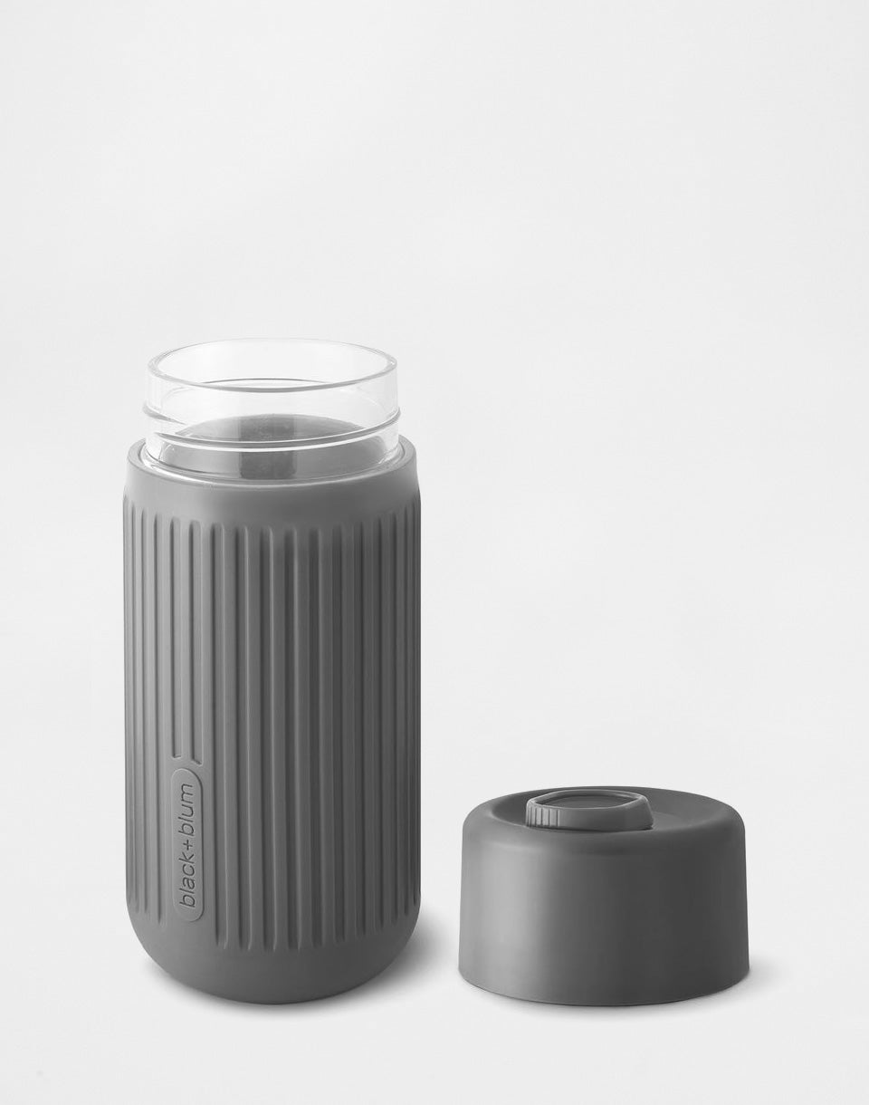 Tasse de voyage en verre