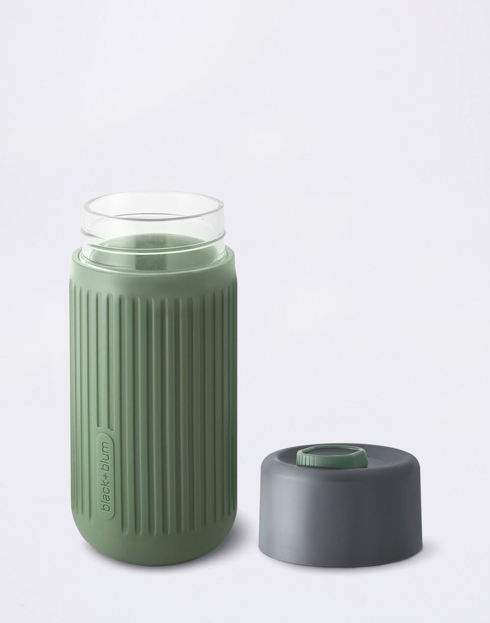 Tasse de voyage en verre