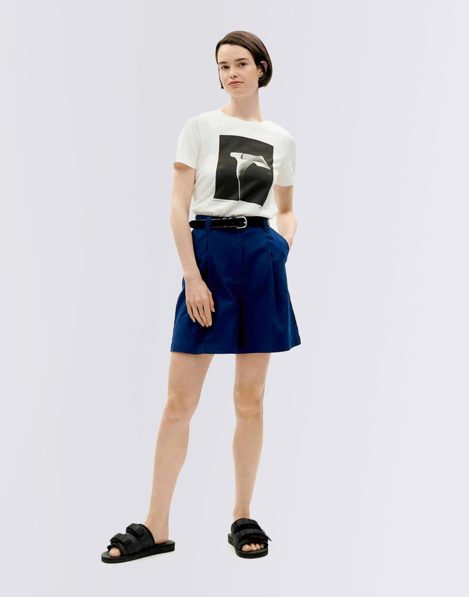 Short lia nocturne bleue