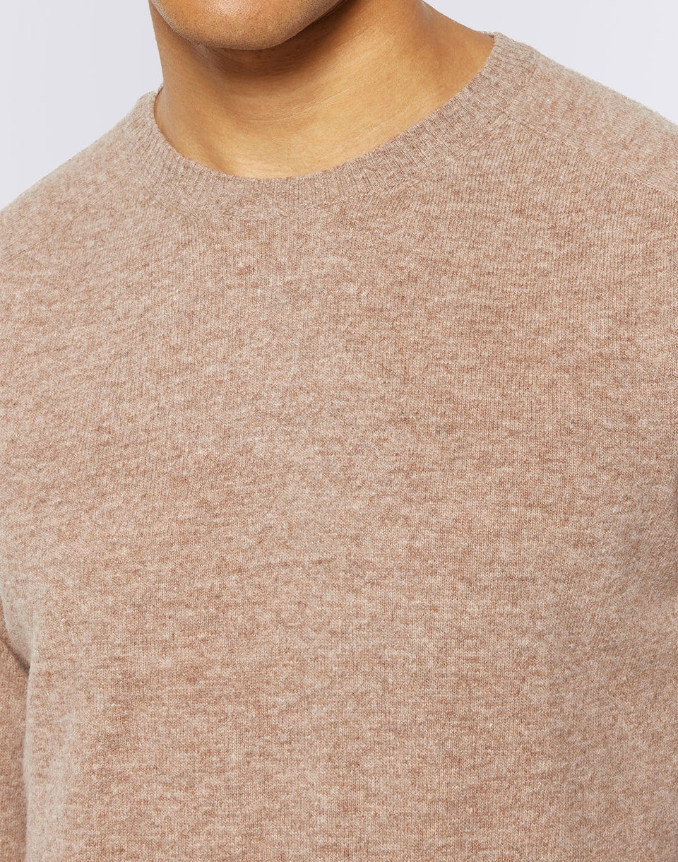 Tricot de laine à col