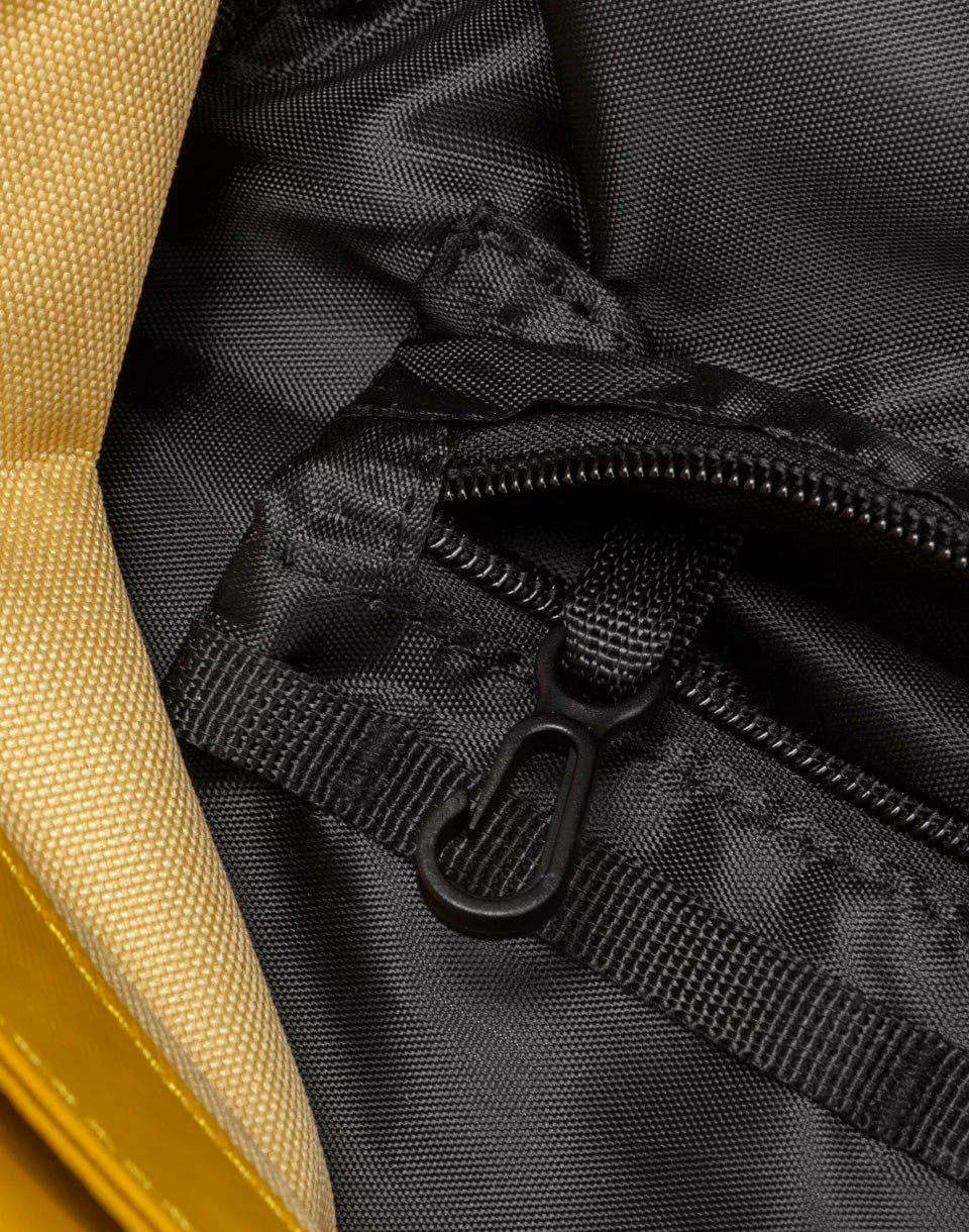 Dayle Roll Top Backpack 21 / 25L