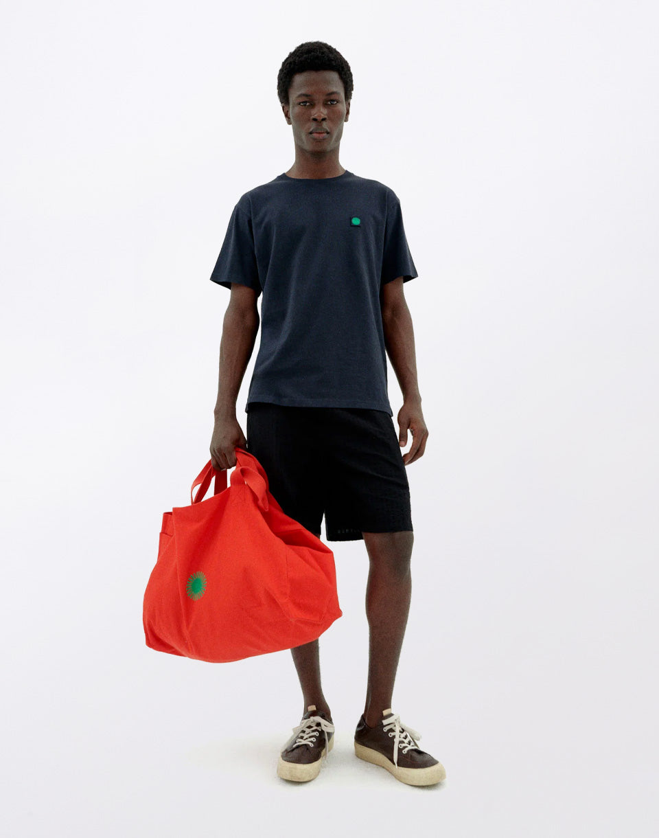 T-shirt bleu marine dos vert soleil