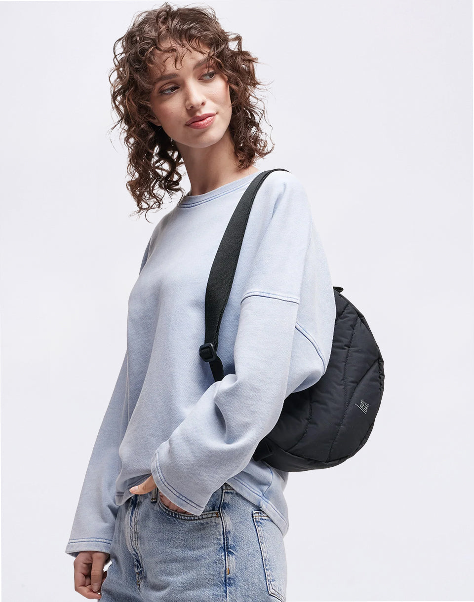 Wavy Puffer Moon Bag