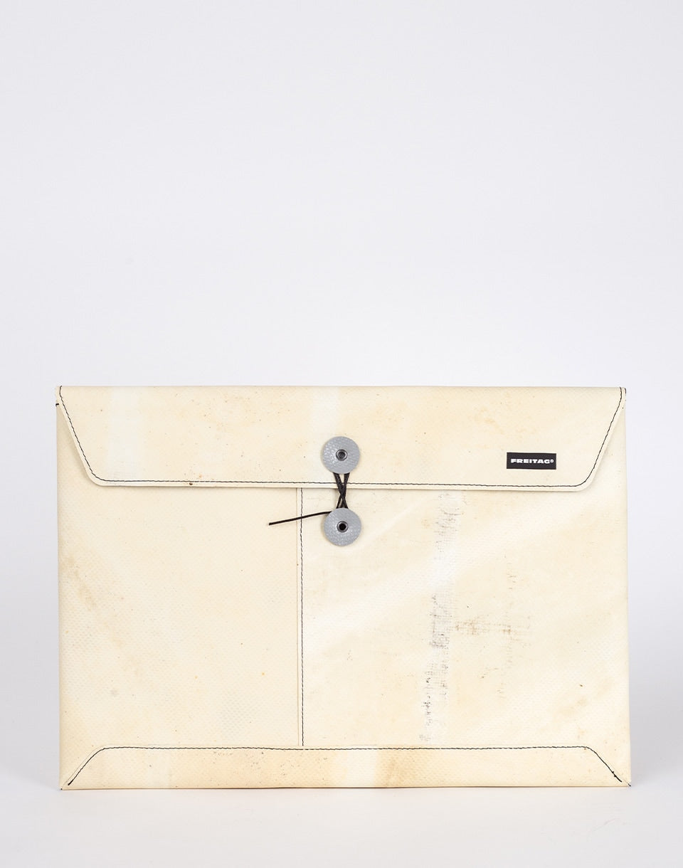 F421 Sleeve for Laptop 15''