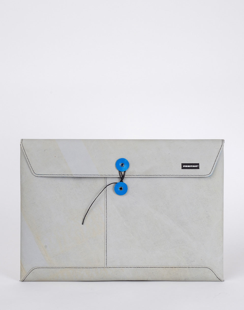 F421 Sleeve for Laptop 15''