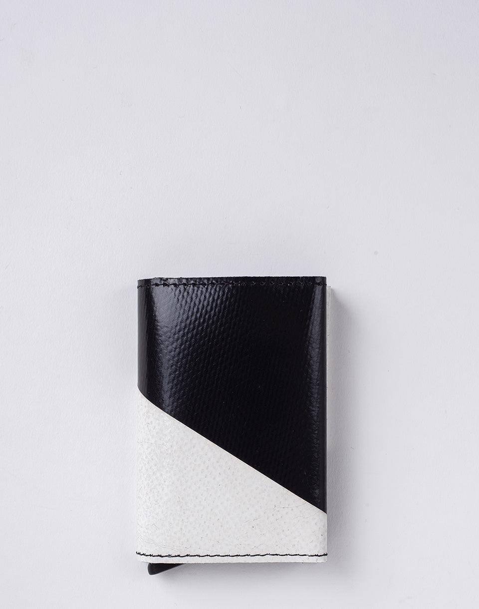 F705 Secrid x Freitag