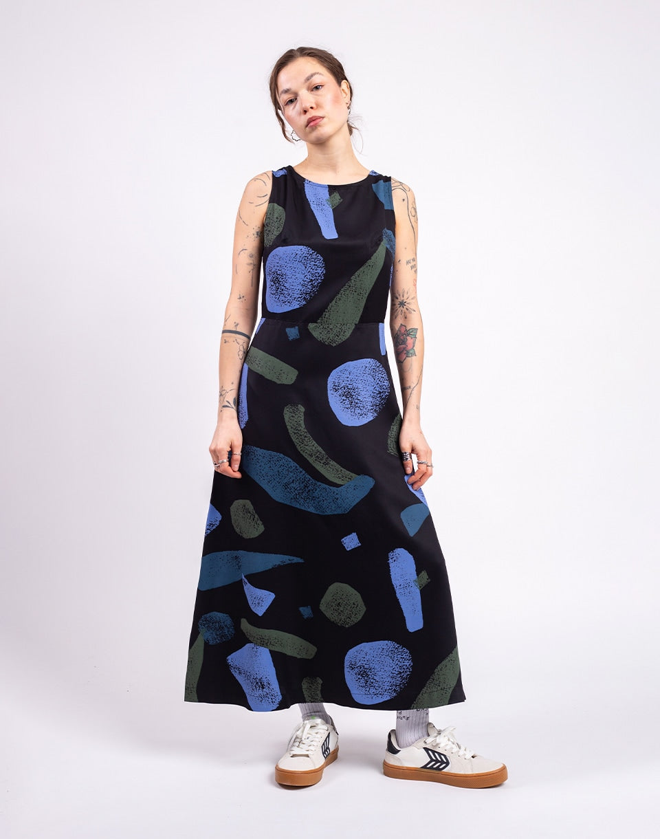 Erge Dress