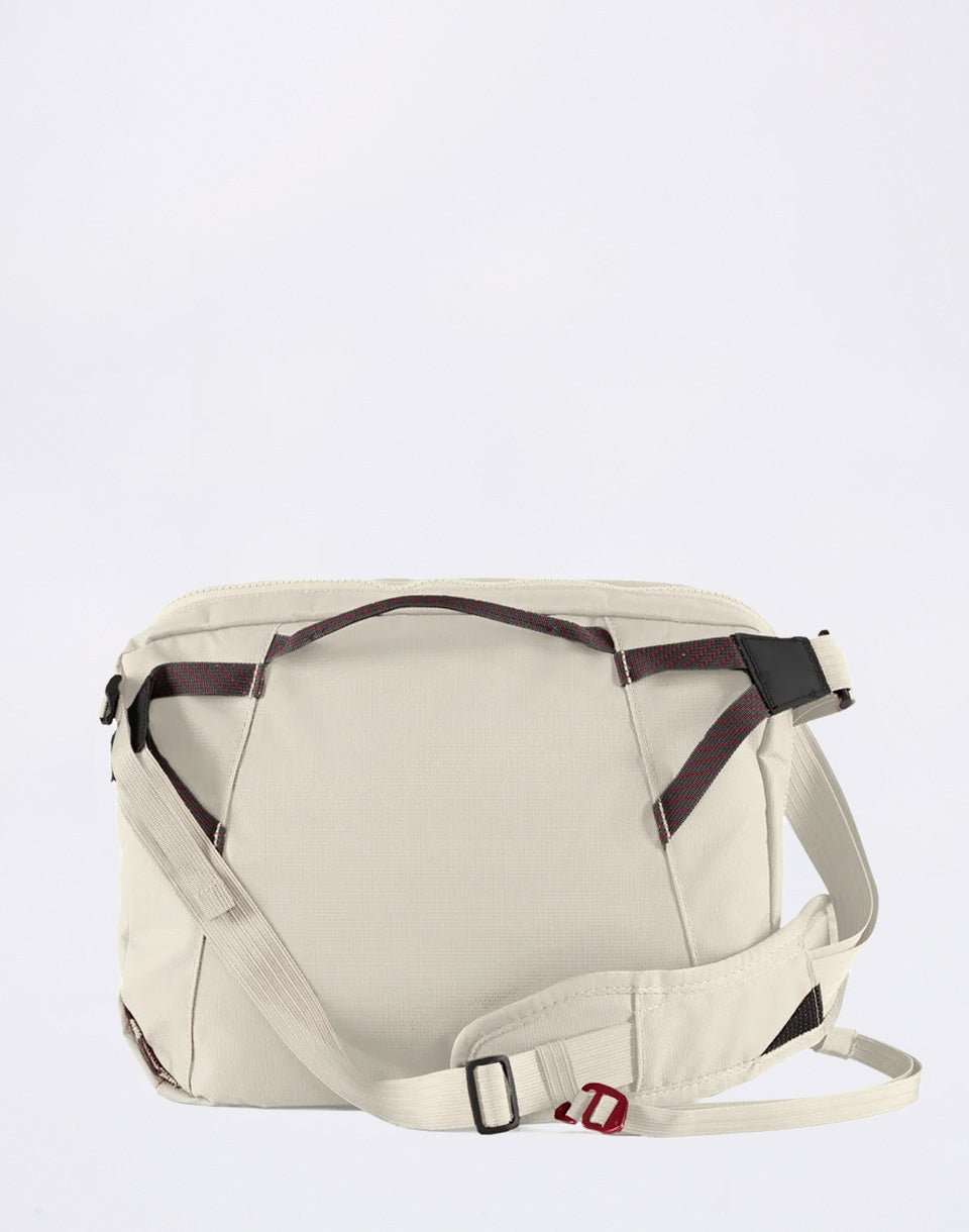 Gaut Messenger Bag