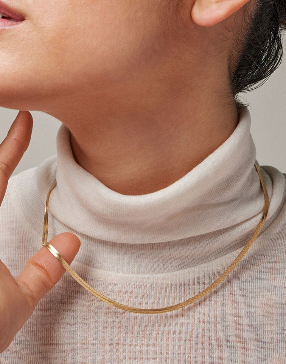 Necklace, Caroline