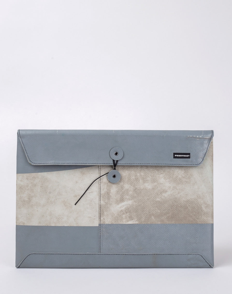 F421 Sleeve for Laptop 15''