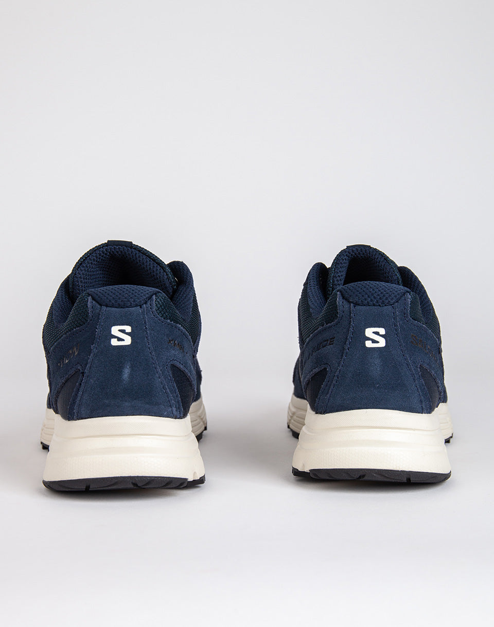X-Mission 4 Suede