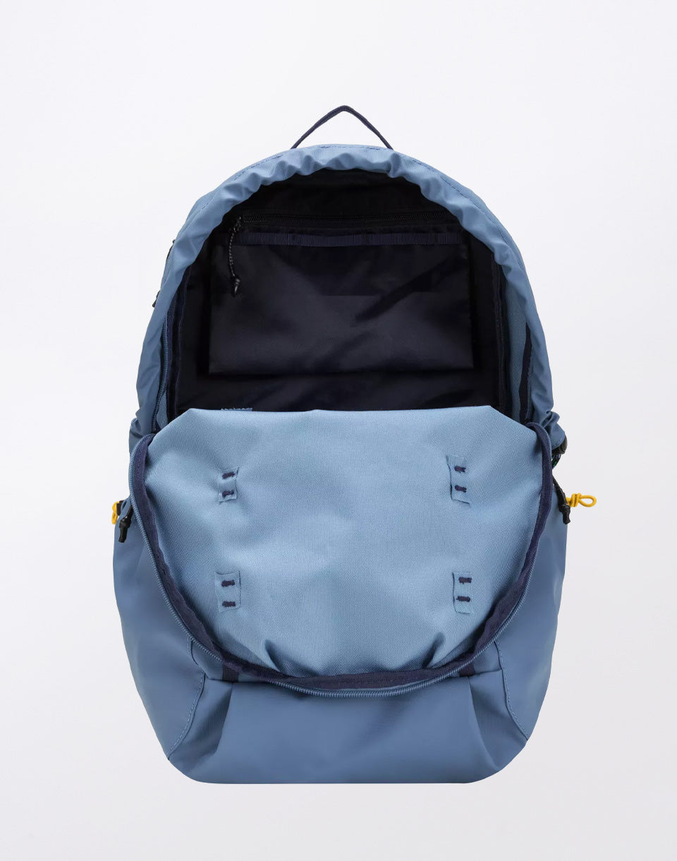 Sac à dos à capuche et fermeture éclair Kiln 22 L