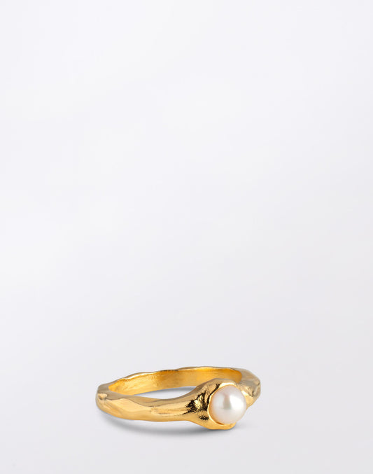 Ring, Darla
