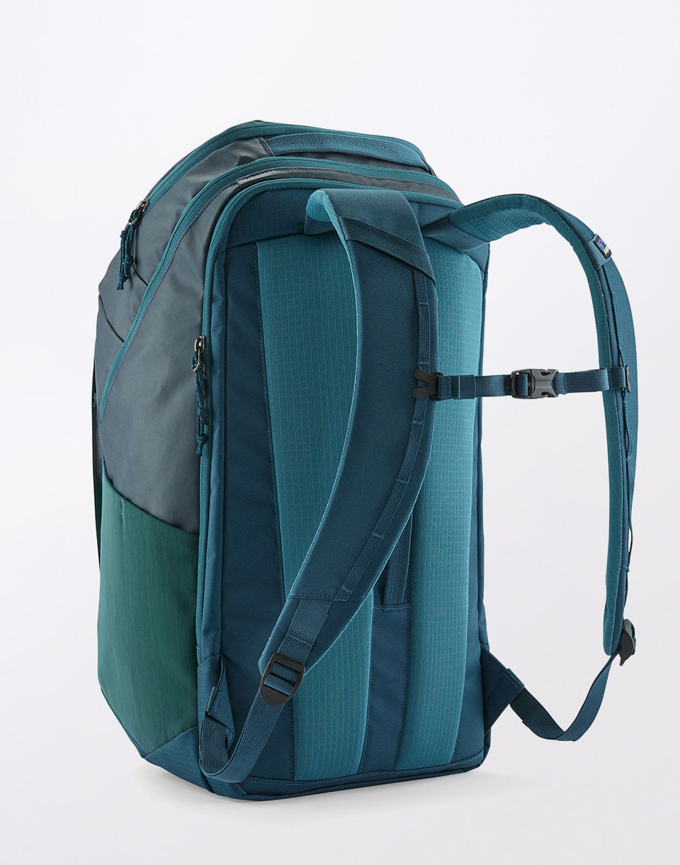 Black Hole Pack 32L
