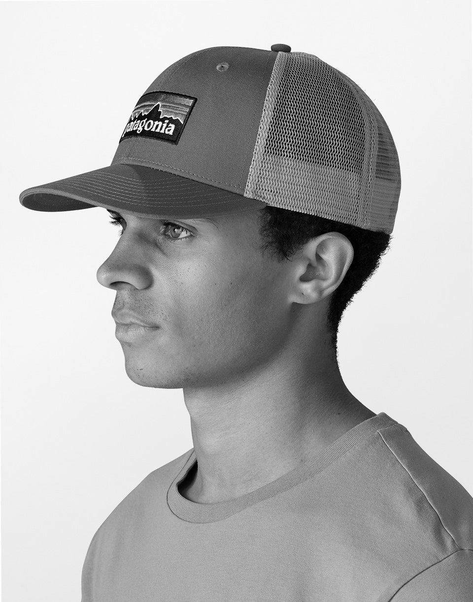 Casquette de camionneur avec logo P-6