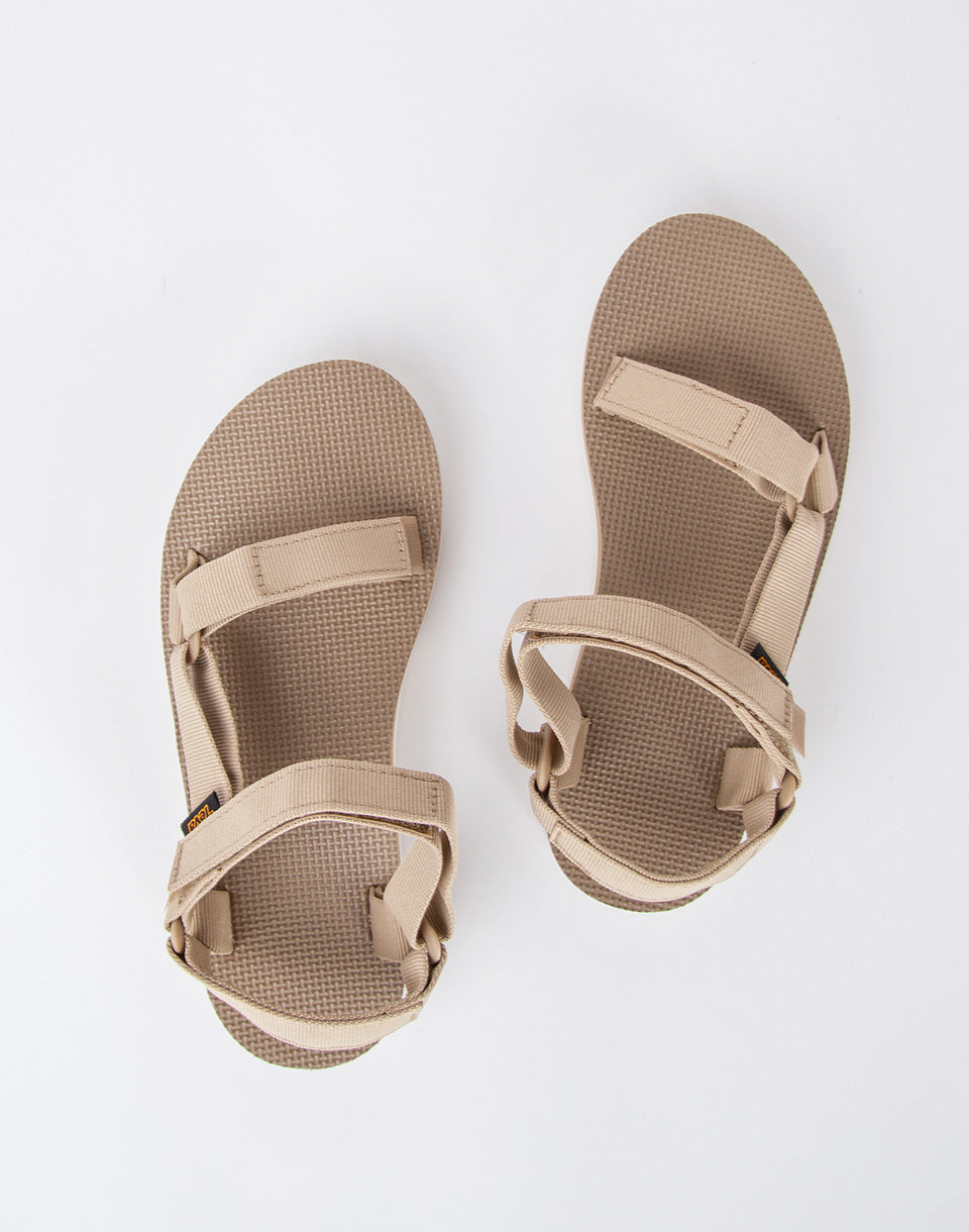 Universel médian universel