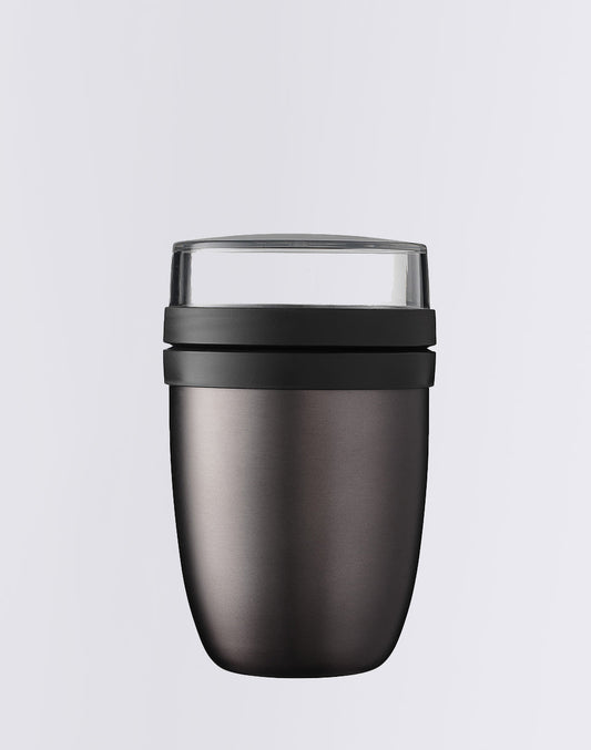 Ellipse pour le déjeuner isolée