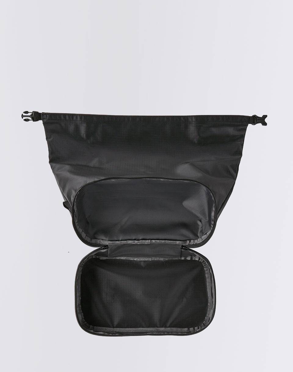 Trou noir MLC Cube