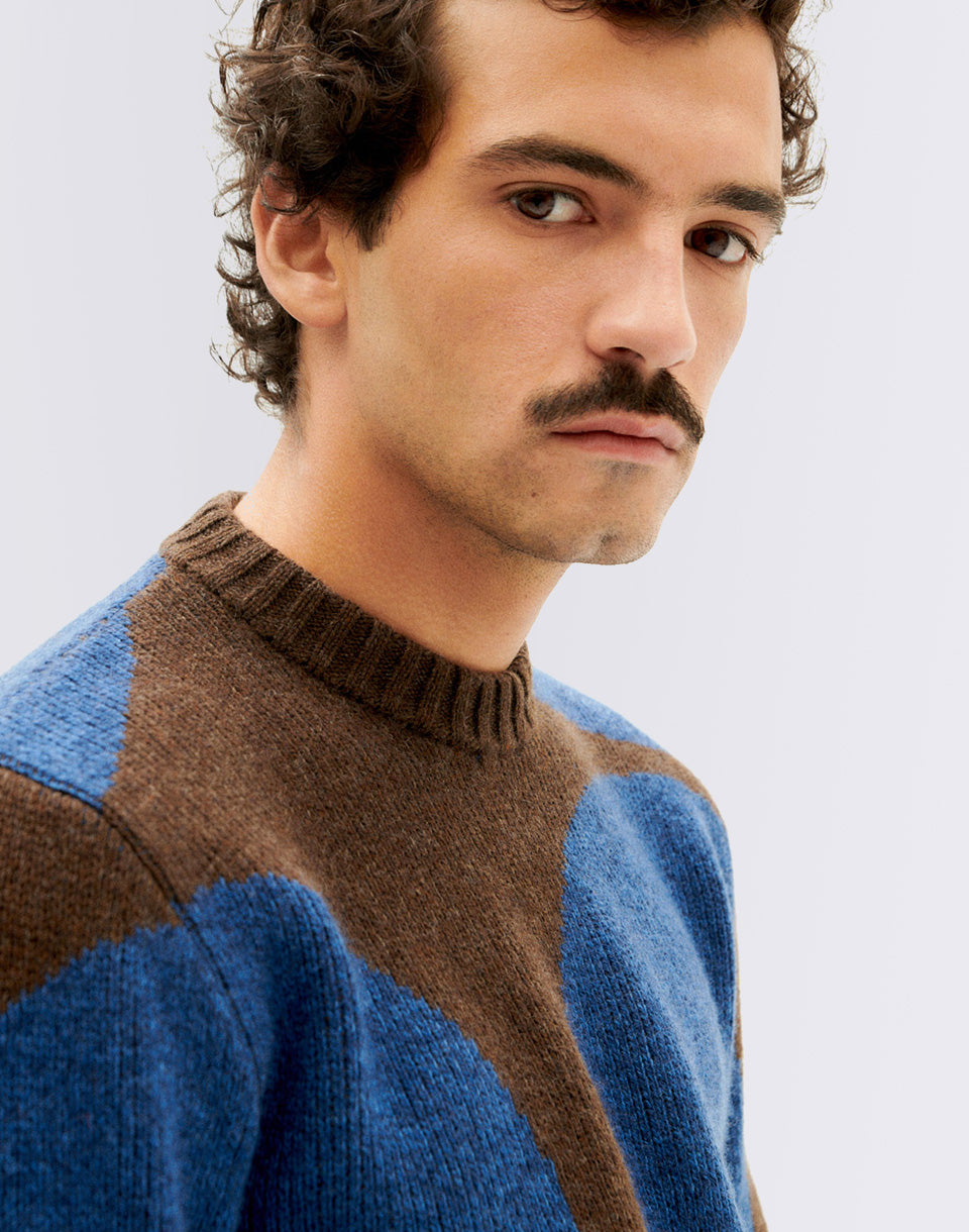 Pull tricoté de points bleu khem