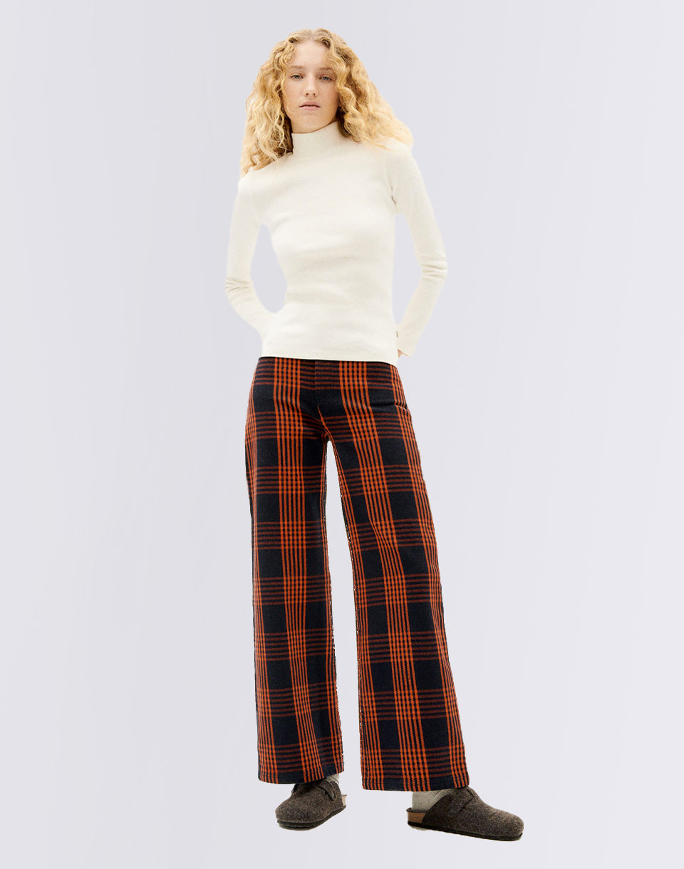 White Rib Aine L/S Top