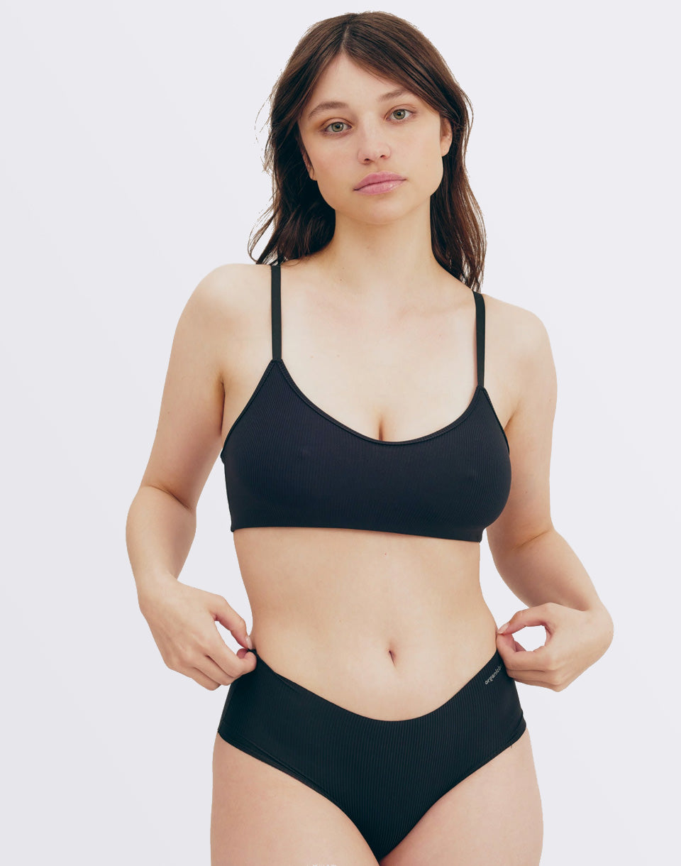 Bralette de côtes nues