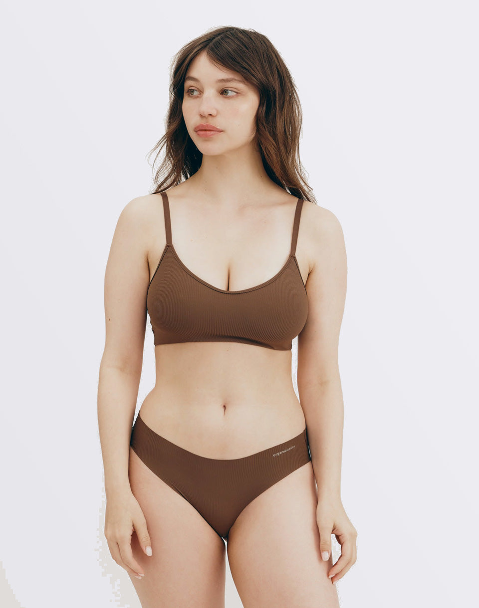 Bralette de côtes nues