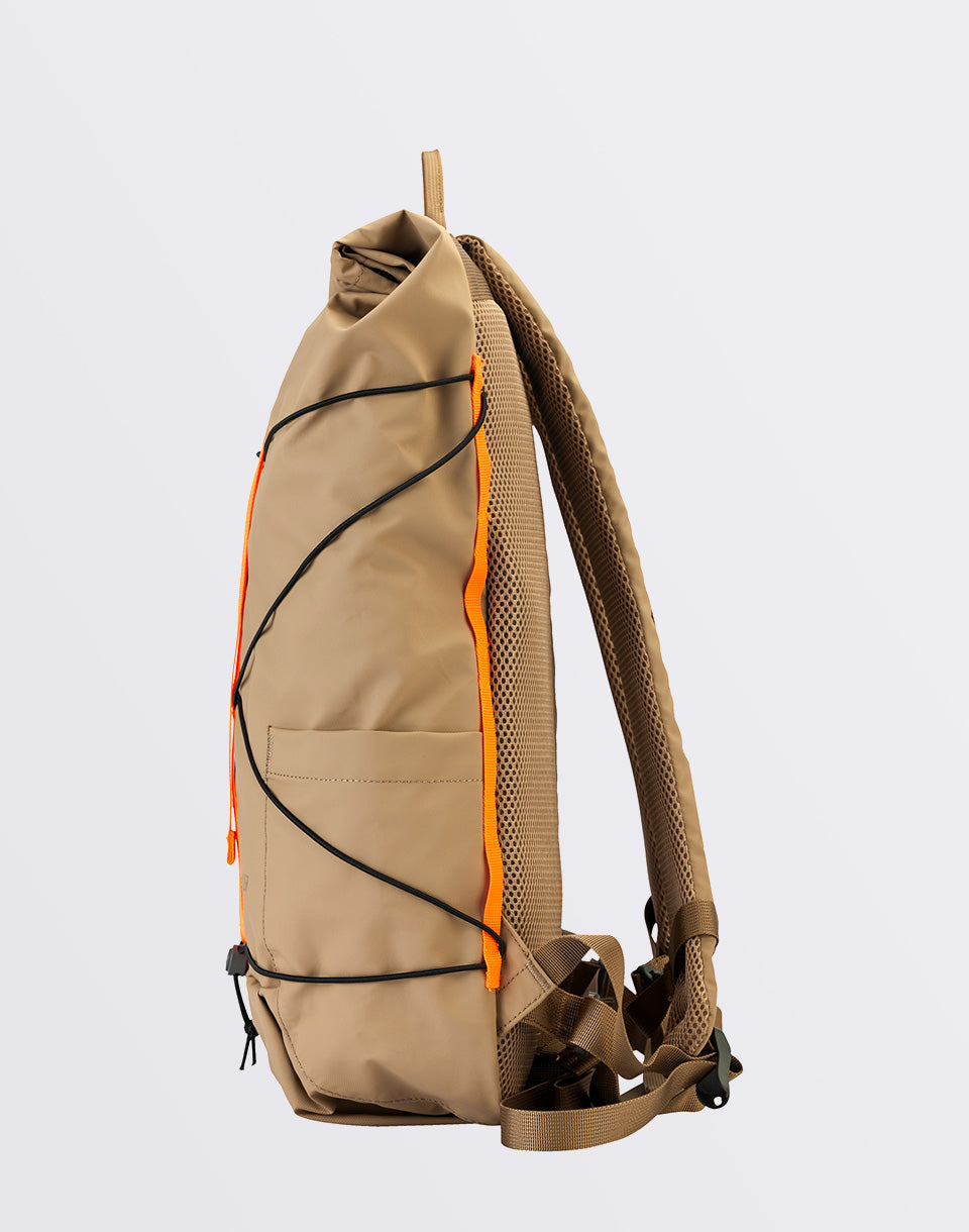 Dayle Roll Top Backpack 21 / 25L