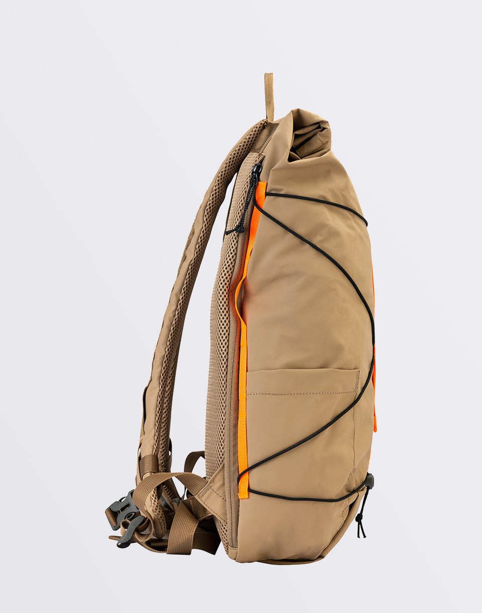 Dayle Roll Top Backpack 21 / 25L