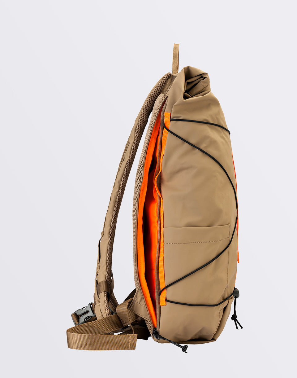 Dayle Roll Top Backpack 21 / 25L