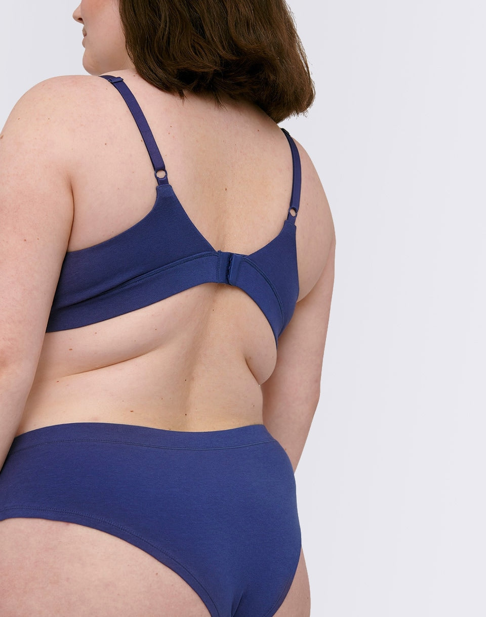 Soutien-gorge de triangle de coton biologique