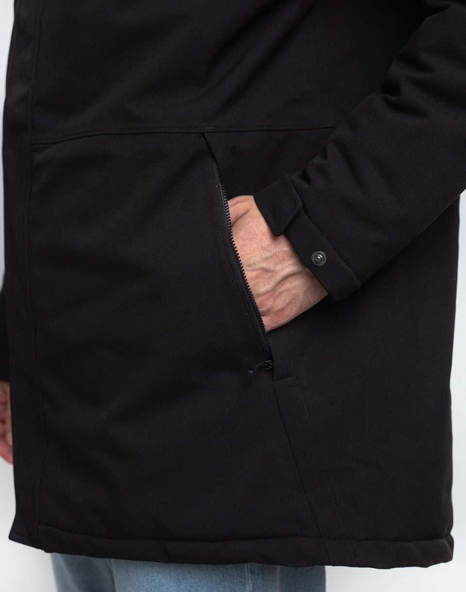 Parka de montagne solitaire